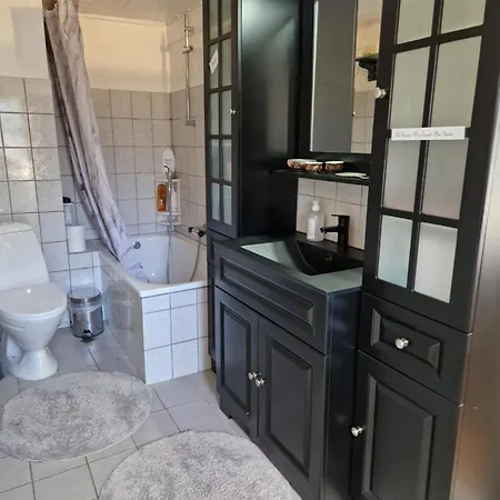 Rooms4you Homestay *